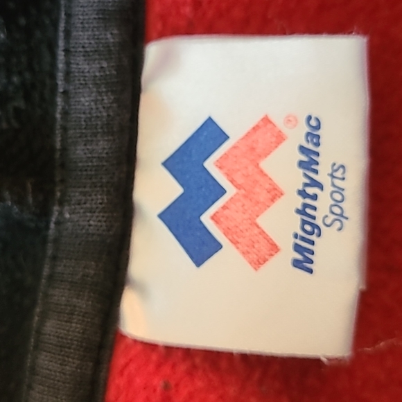 Team Canada black/red pullover hoodie - Picture 3 of 5